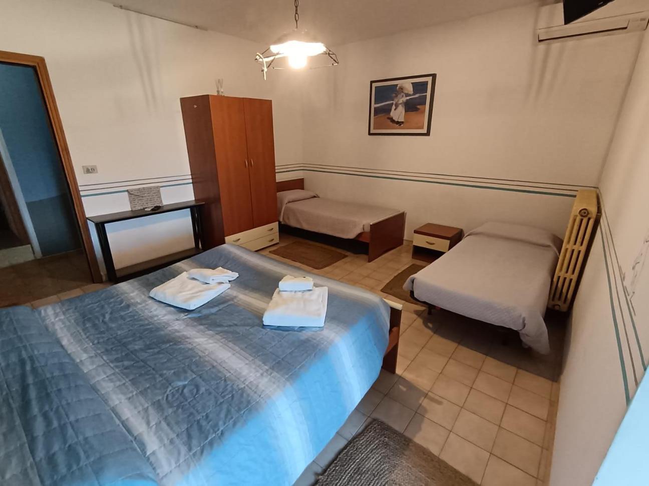 Brussa 340 Hotel Екстериор снимка