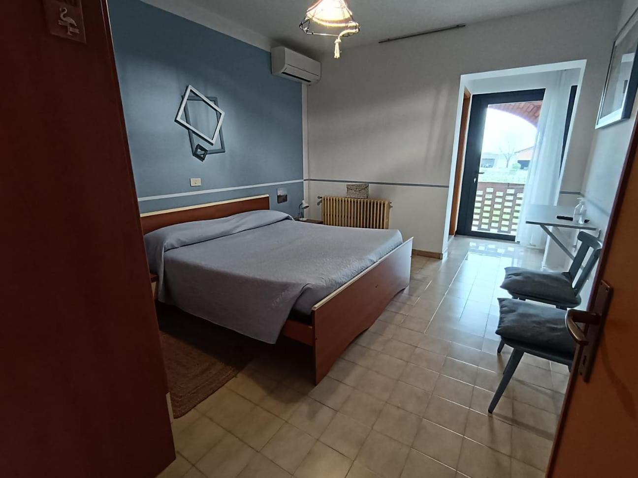 Brussa 340 Hotel Екстериор снимка