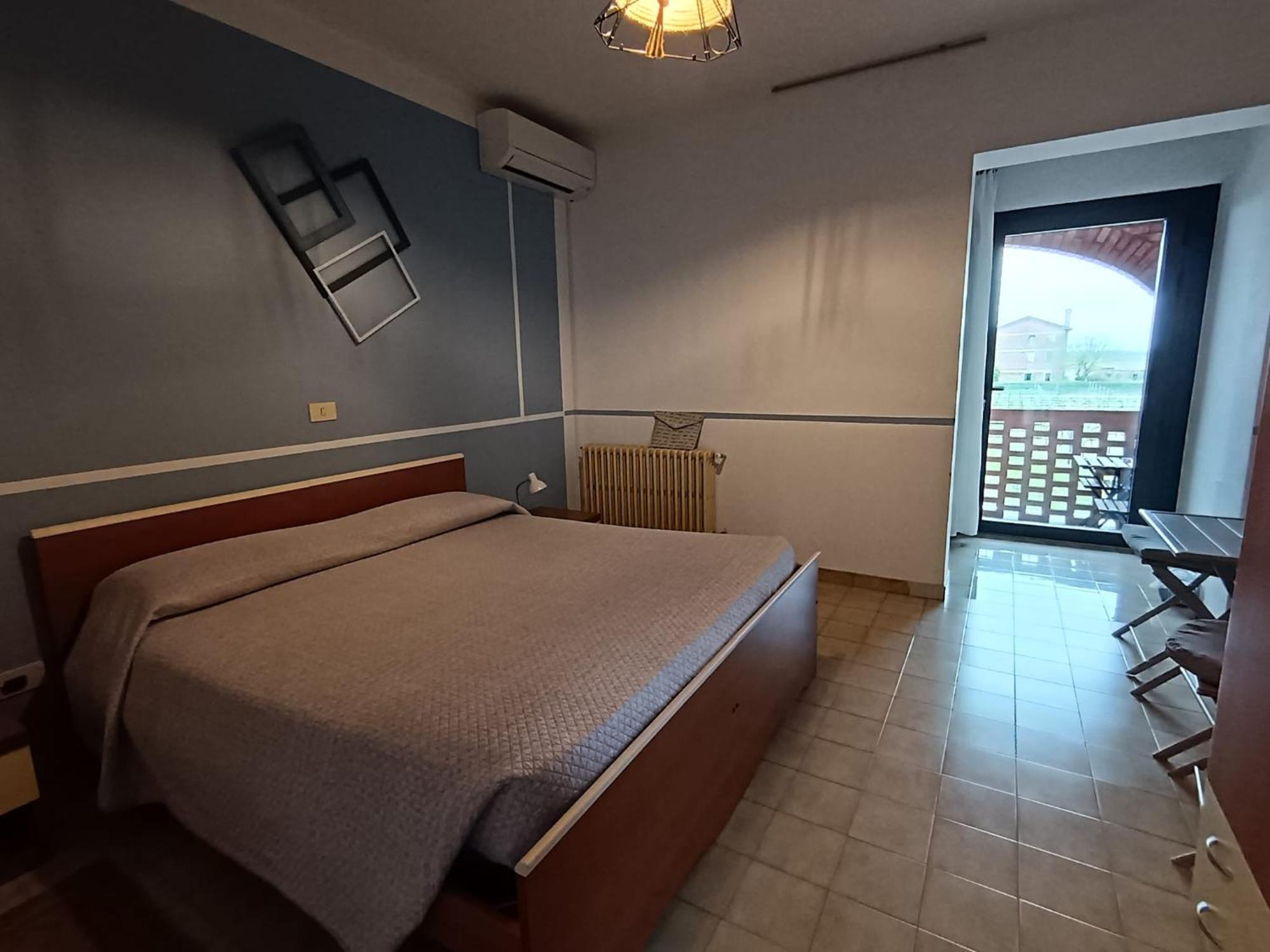Brussa 340 Hotel Екстериор снимка
